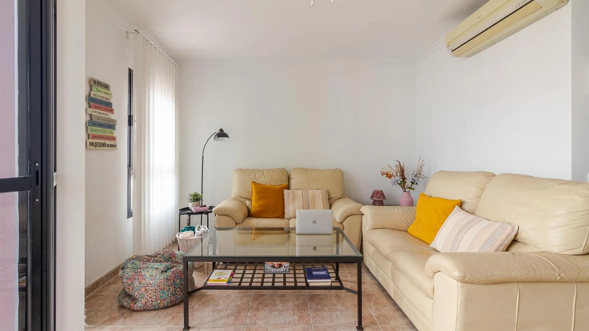 Elsa Apartment 텔데 0*,  스페인